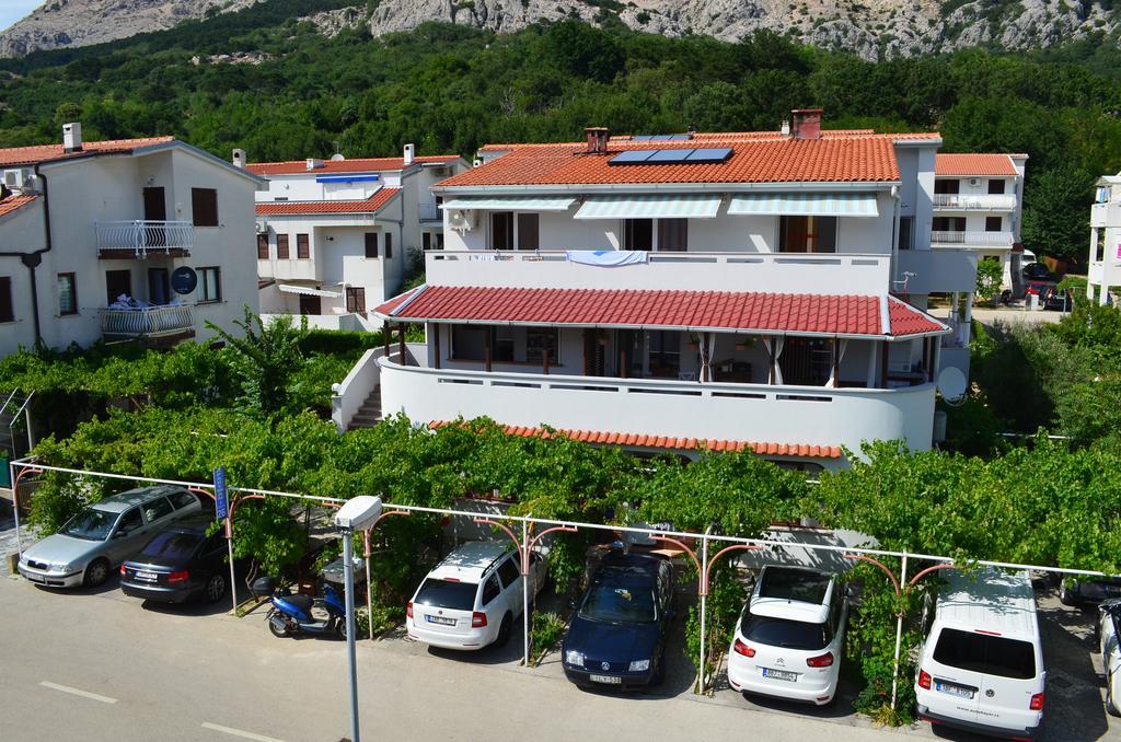 Apartments Sersic Baska Exterior foto